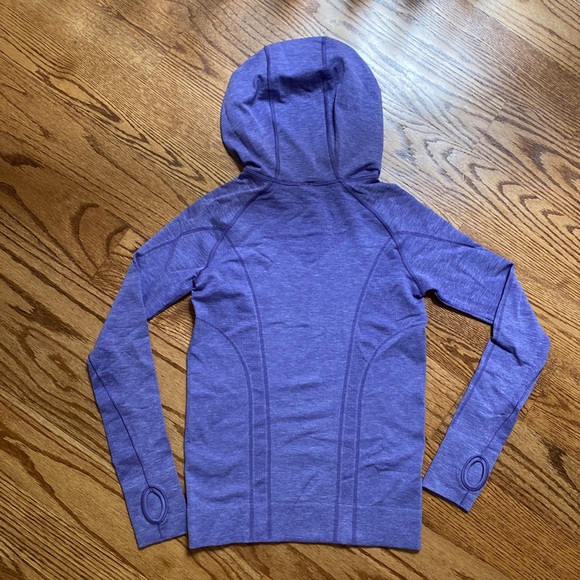 Ivivva Purple Size 12 Top with Hood. Excellent condition. Only worn once. - Picture 2 of 2